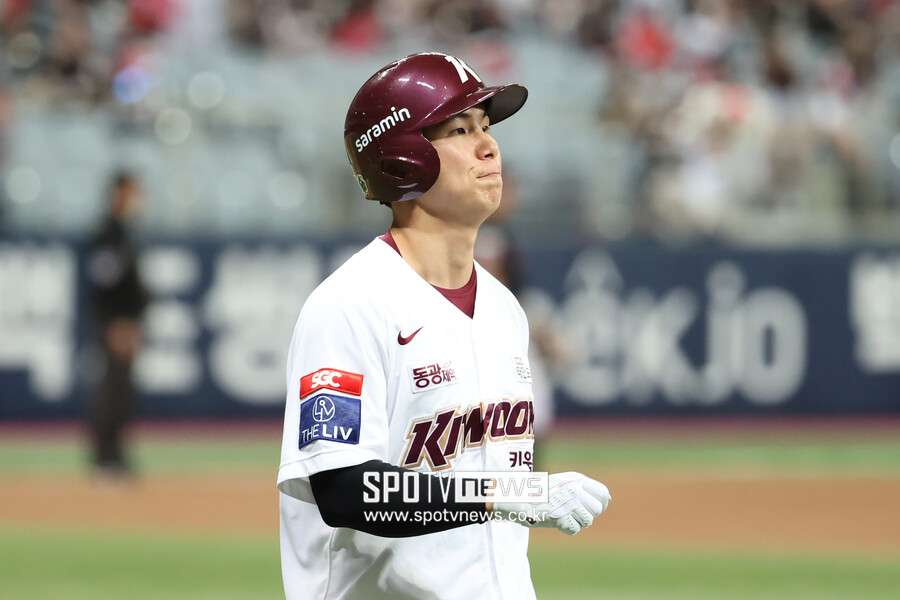 ▲ LA 다저스는 지난 시즌 월드시리즈 우승팀이다. 선수층이 두터워 주전 진입이 쉽지 않다. 김혜성으로선 스프링 캠프 때 확실한 눈도장을 받아야 한다. 일단 기존 주전 2루수 럭스가 사라지며 주전 진입 문턱은 낮아졌다 ⓒ 곽혜미 기자