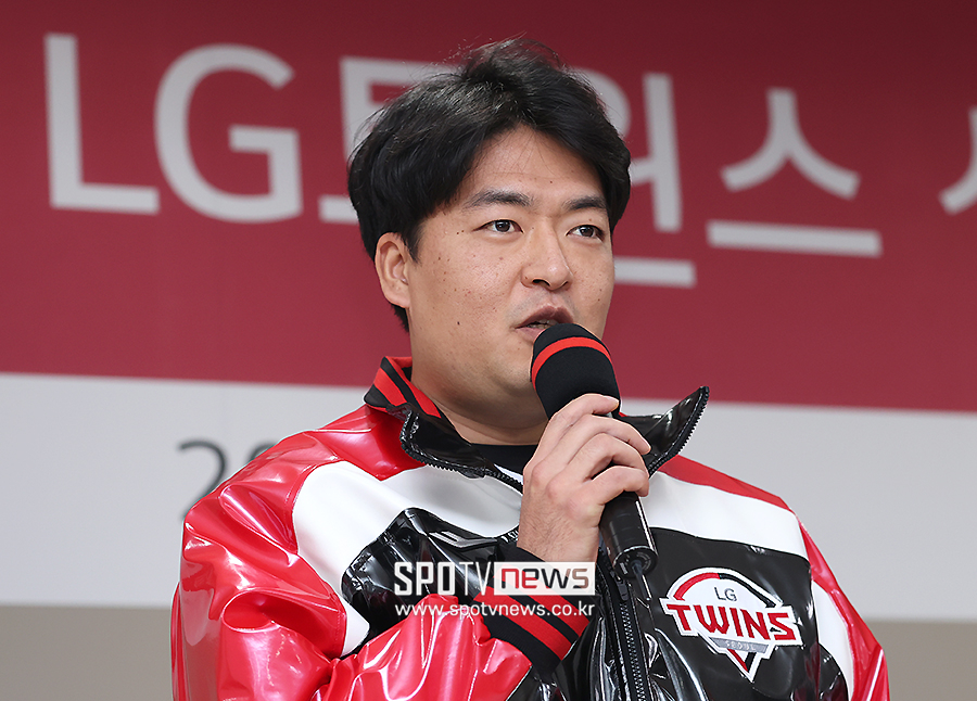 ▲ 심창민은 8일 열린 LG 트윈스 신년 인사회에서 새해 각오를 남다른 표현으로 드러냈다. ⓒ곽혜미 기자