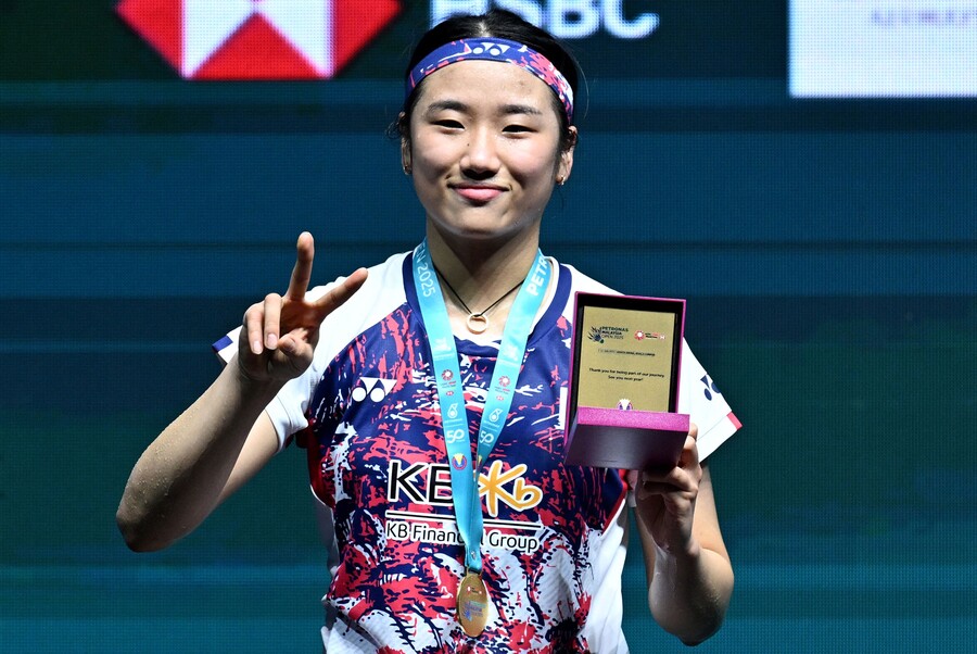 ▲ 배드민턴 여제 안세영이 세계배드민턴연맹 월드 투어 말레이시아 오픈 여자 단식 정상에 올랐다. ⓒ연합뉴스/AFP/EPA