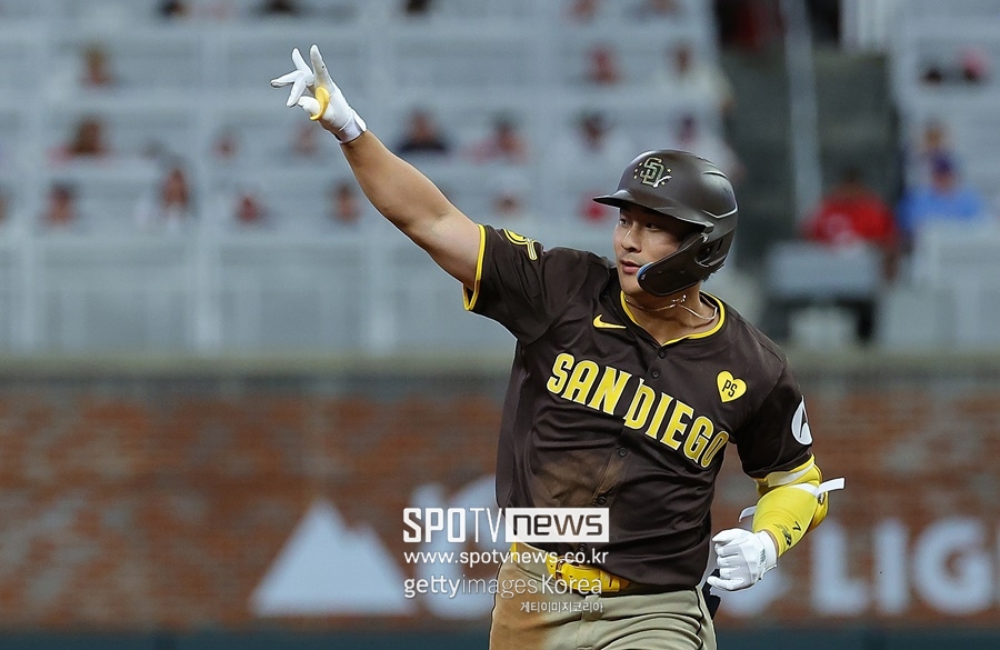 ▲ 김하성이 애틀랜타 브레이브와 계약할 수 있다는 전망이 나왔다. 5년 6000만 달러 계약을 맺을 것이라는 구체적인 예상도 따른다.