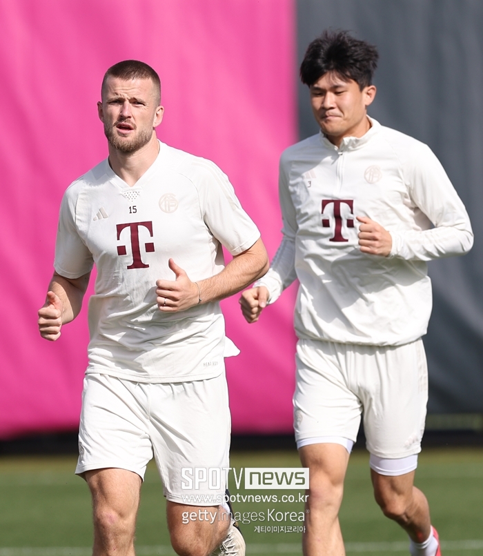 ▲ 독일 매체 'TZ'는 "바이에른 뮌헨의 스타 김민재는 진통제를 맞으면서 지난 몇 주를 싸워 이겨냈다"라는 기사를 게재했다. 김민재는 출전 시간 면에서 괴물이다. 그는 이번 시즌 분데스리가, 챔피언스리그, DFB 포칼에서 바이에른 뮌헨의 24경기 모두 출전했다. 요주아 키미히와 이 기록을 보유하고 있다고 했다.