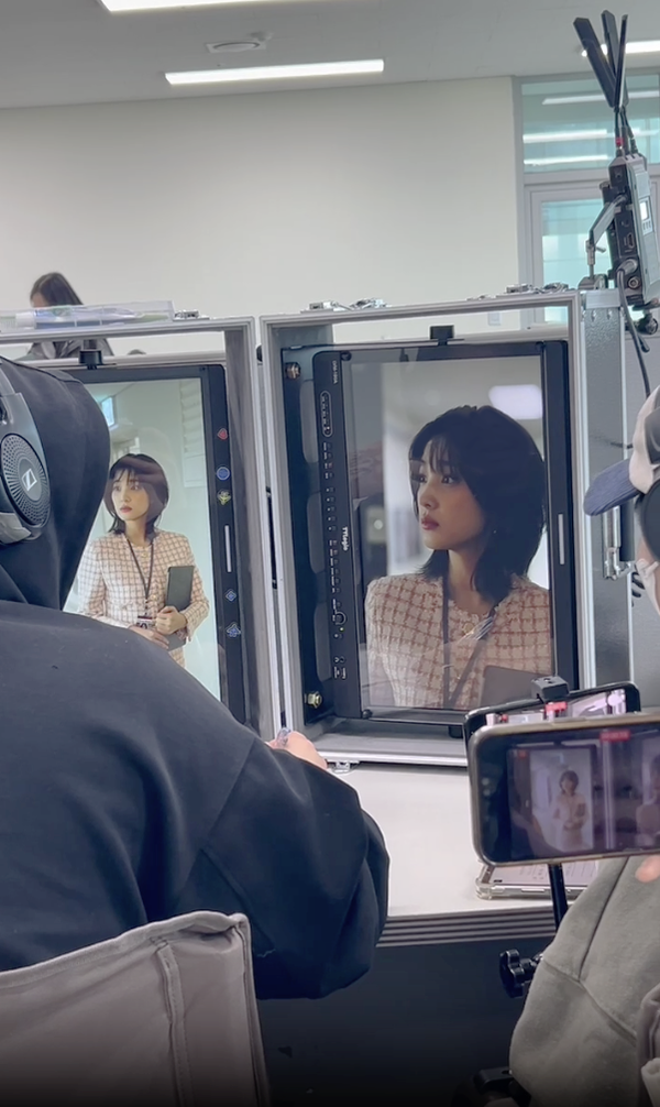 ▲ 율희가 쇼트폼 드라마 '내 파트너는 악마' 촬영에 나선 모습. 제공|레브잇