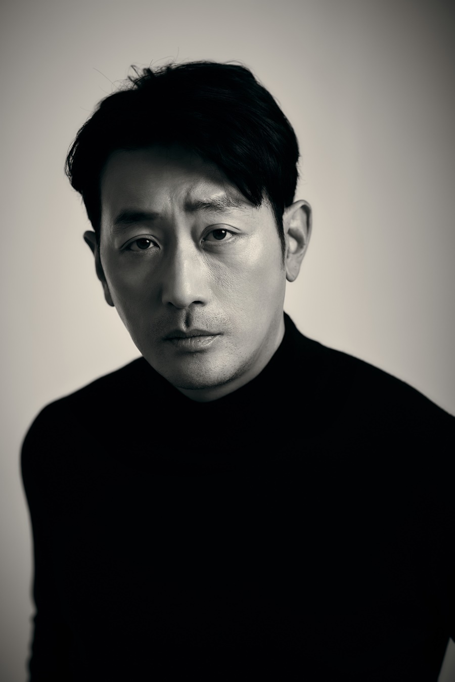 ▲ 하정우. 제공|바른손이앤에이