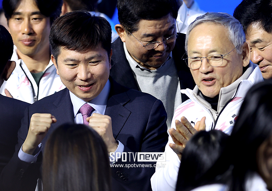 ▲ 유승민 대한체육회장 당선인 유인촌 문화체육부 장관 ⓒ곽혜미 기자