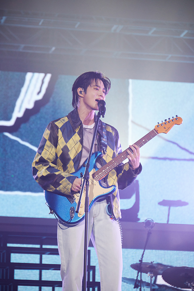 ▲ 수호. 제공ㅣSM엔터테인먼트