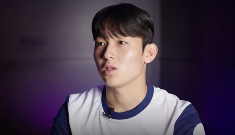 ▲ 토트넘 홋스퍼에 합류하고 등번호 18번을 받았던 양민혁이다. 강원FC에서 달았던 47번을 스스로 원했지만, 해리 케인이 토트넘 초창기에 달았다는 번호를 받아 상징성을 더해 데뷔 기운이 높아졌지만, 얻은 것은 아직 없다. ⓒ 토트넘 홋스퍼