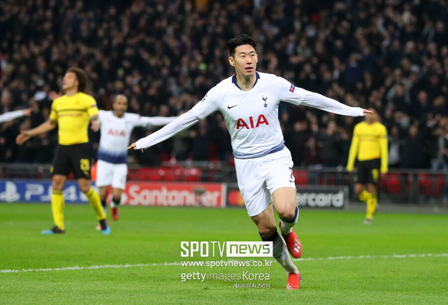 ▲ 토트넘 홋스퍼 주장 손흥민은 영국 축구의 성지인 런던 웸블리 스타디움을 다시 누비고 싶어 한다. 리그컵 결승에 가야 뛸 수 있는 것을 알고 있고 그 의지를 강하게 표현했다.