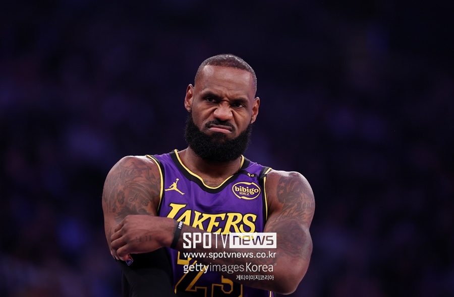 ▲ 르브론 제임스. 1984년생, 40살이라는 나이가 믿기지 않은 활약이다.