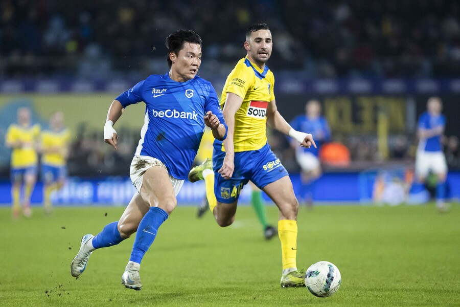 ▲ 오현규는 헹크에서 교체로 뛰면서 선발 기회를 얻어 가고 있다. ⓒ연합뉴스/AFP