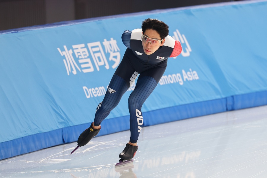 이승훈이 훈련하고 있다. ⓒ연합뉴스