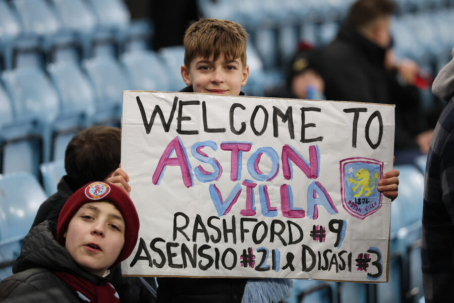 ▲ 맨체스터 유나이티드 성골이었던 마커스 래시포드가 애스턴 빌라로 임대, 유니폼을 입고 토트넘 홋스퍼와의 FA컵 4라운드를 통해 데뷔했다. ⓒ연합뉴스/REUTERS/AFP