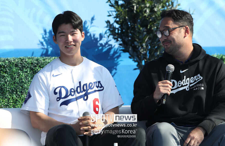 ▲ 김혜성은 로스터 자리를 두고 팀의 기존 내외야수들과 치열한 경쟁을 펼칠 것으로 예상되고 있다