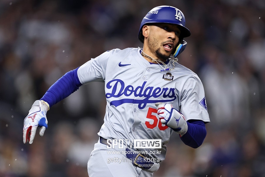 ▲ 현지 언론에서는 30대 중반으로 가고 있는 무키 베츠가 유격수를 벗어나 수비 부담이 덜한 다른 포지션으로 이동할 것이라는 전망을 내놓고 있고, 그 가장 유력한 유격수 대안 중 하나로 김헤성을 뽑고 있다.