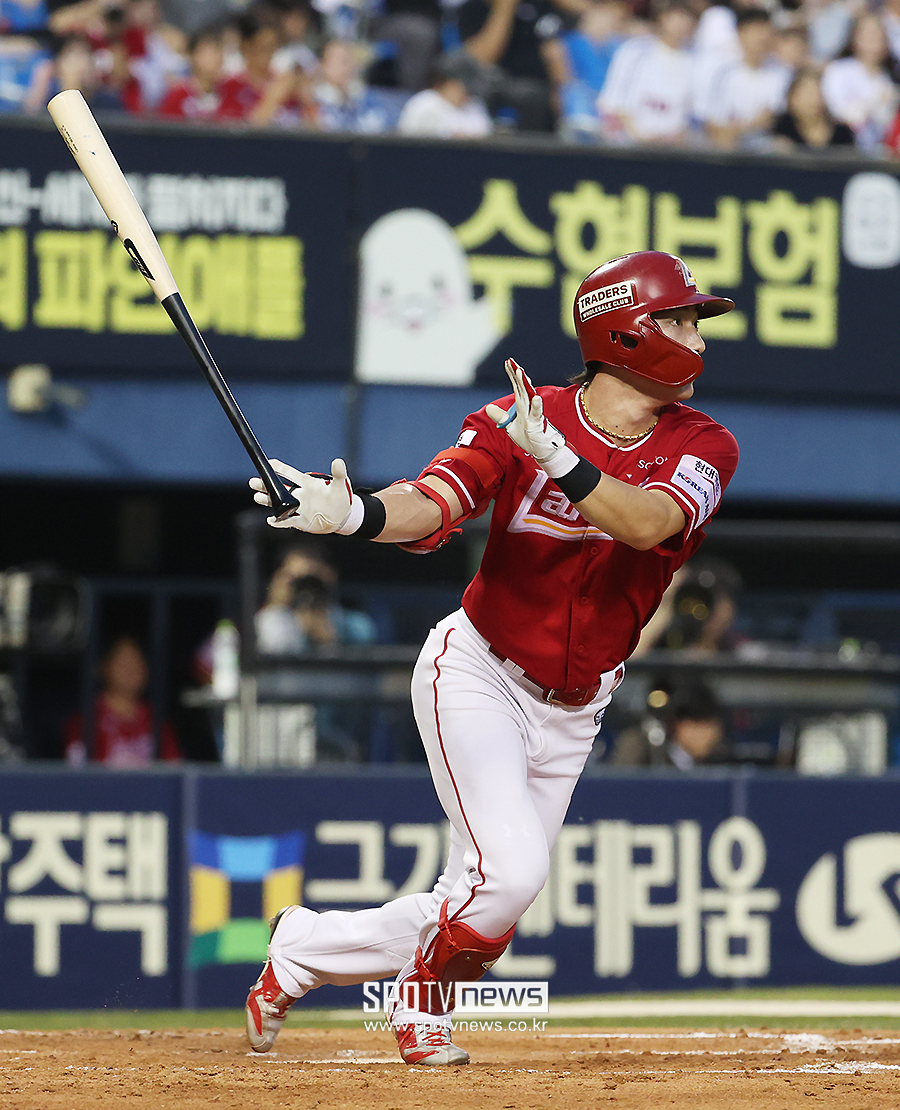 ▲ 좋은 타격 메커니즘을 선보이며 코칭스태프의 기대를 모으는 최지훈은 수치보다는 매경기 최선을 다하겠다는 각오다. ⓒ곽혜미 기자