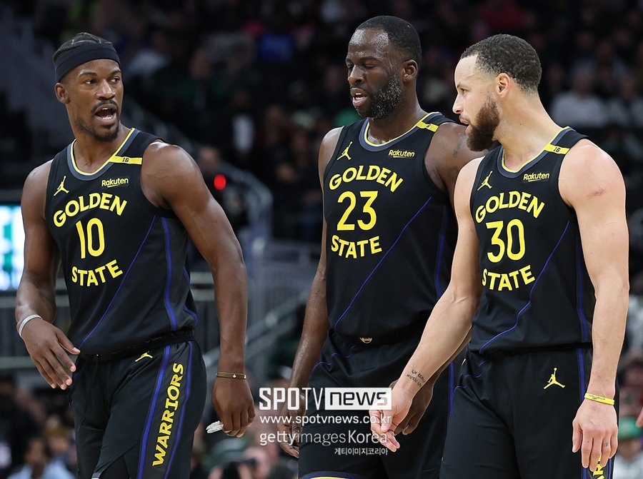▲ 지미 버틀러와 드레이먼드 그린, 스테픈 커리(왼쪽부터).
