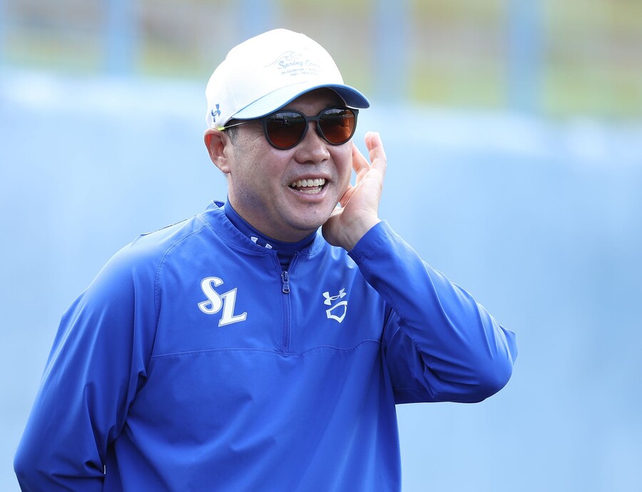 ▲박진만 감독은 최원태에 대해 "스케줄에 맞춰 컨디션을 잘 만들어가고 있는 것으로 보인다"라고 평가했고, 배찬승에 대해서는 "배짱이 있다. 기대감이 크다"고 흐뭇한 미소를 지었다. ⓒ삼성 라이온즈