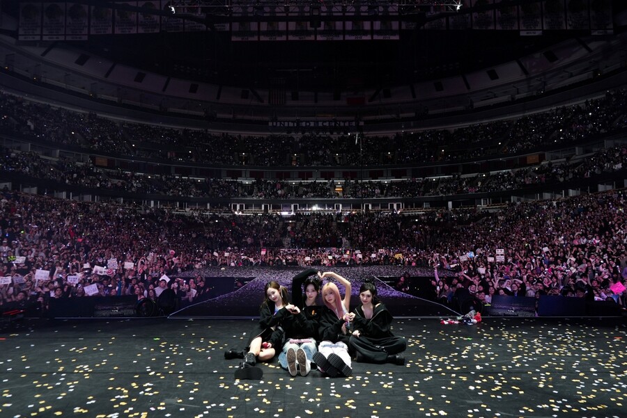▲ 에스파 시카고 공연 이미지. 제공|SM엔터테인먼트