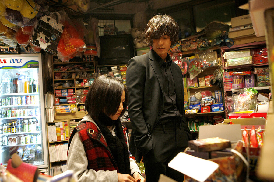 ▲ 김새론(왼쪽), 원빈. 제공| 영화 아저씨 스틸