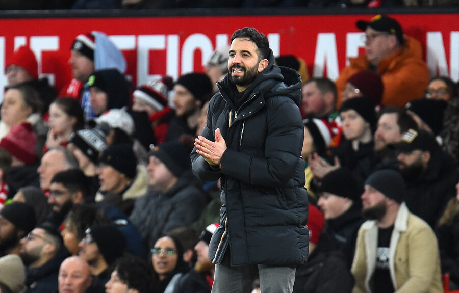 ▲ 맨체스터 유나이티드 후벵 아모림 감독은 스리백에 특화된 전술을 구사하는 지도자로 잘 알려져 있다. ⓒ연합뉴스/REUTERS/AFP