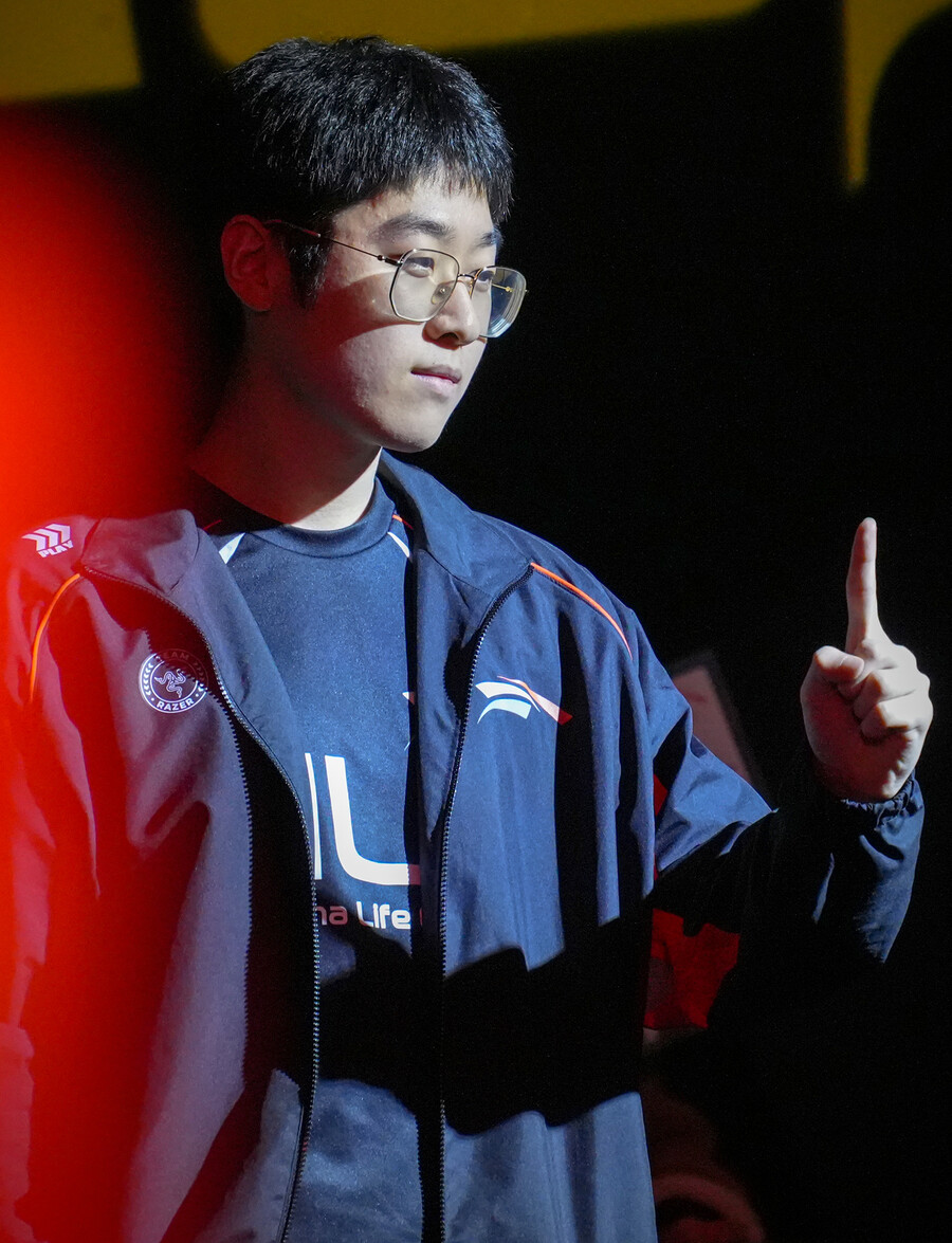 ▲ 한화생명이 서울 종로구 LoL 파크에서 열린 2025 LCK컵 결승전에서 젠지 e스포츠를 풀세트 접전 끝에 3-2로 꺾고 정상에 올랐다 ⓒ연합뉴스