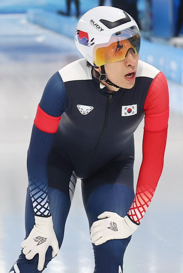 ▲ 스피드 스케이팅의 살아 있는 전설 이승훈이 월드컵 5차 대회 매스 스타트에서 금메달을 목에 걸었다. ⓒ연합뉴스