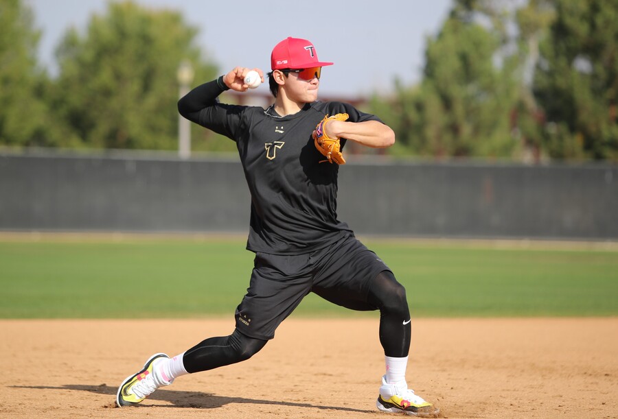 ▲ 뚜렷한 수비력 업그레이드 가능성까지 내비치고 있는 김도영은 이제 공수 모두에서의 최고 자리에 도전하는 과정을 시작했다 ⓒKIA타이거즈