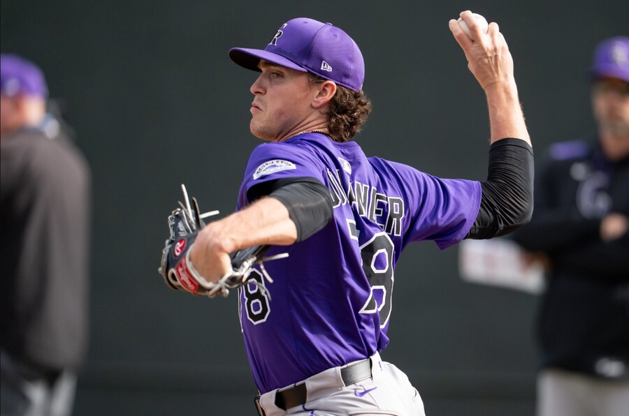 ▲ 체이스 돌랜더는 MLB 파이프라인 전체 25위, 콜로라도 팀 내 유망주 2위에 올라 있다 ⓒMLB 파이프라인