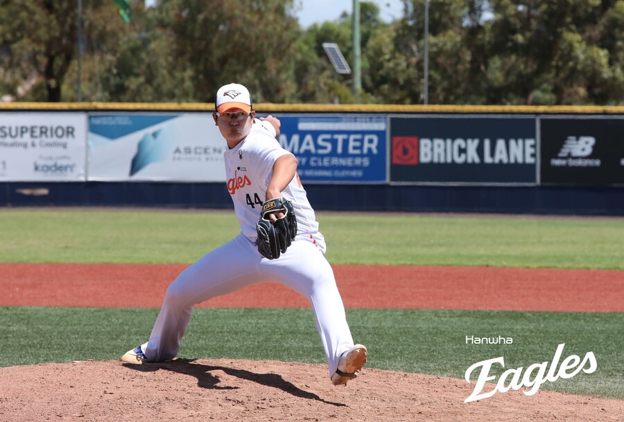 ▲ 스프링캠프에서 쾌조의 컨디션을 과시하며 코칭스태프의 호평을 모으고 있는 김서현 ⓒ한화이글스