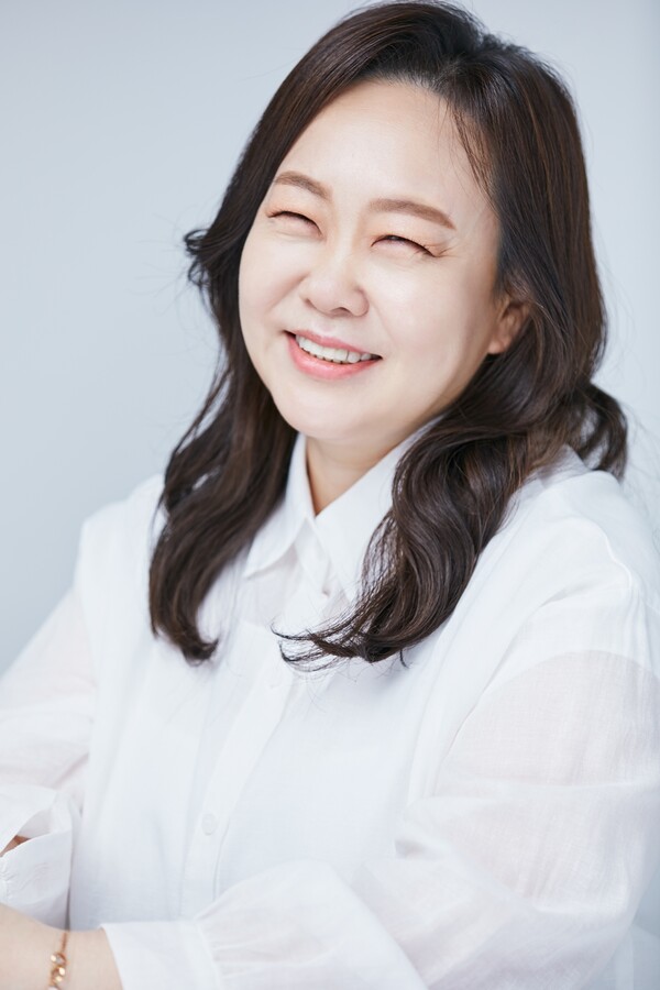 ▲ tvN 새 토일드라마 '감자연구소'에 출연하는 황정민. 제공|9아토엔터테인먼트