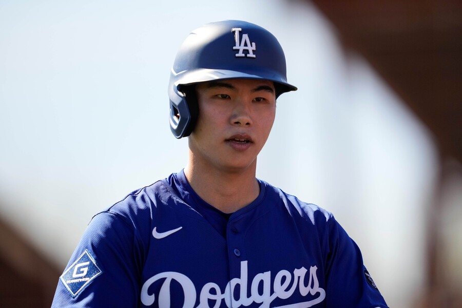 ▲ 에릭 베이츠 다저스 타격 코치는 "김혜성은 놀랄 정도로 성실하게 훈련에 임하고 있고 완전히 몰입하고 있다"면서 새로운 타격폼 적응에 오랜 시간이 걸리지 않을 것이라 기대했다.ⓒ연합뉴스/AP통신