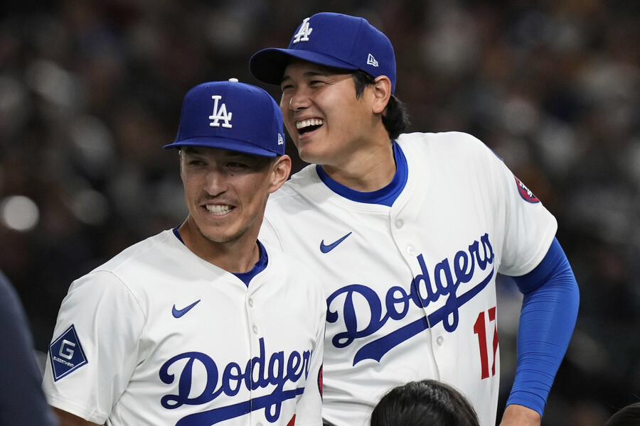 ▲ 토미 에드먼(왼쪽)과 오타니 쇼헤이 ⓒ 연합뉴스/AP