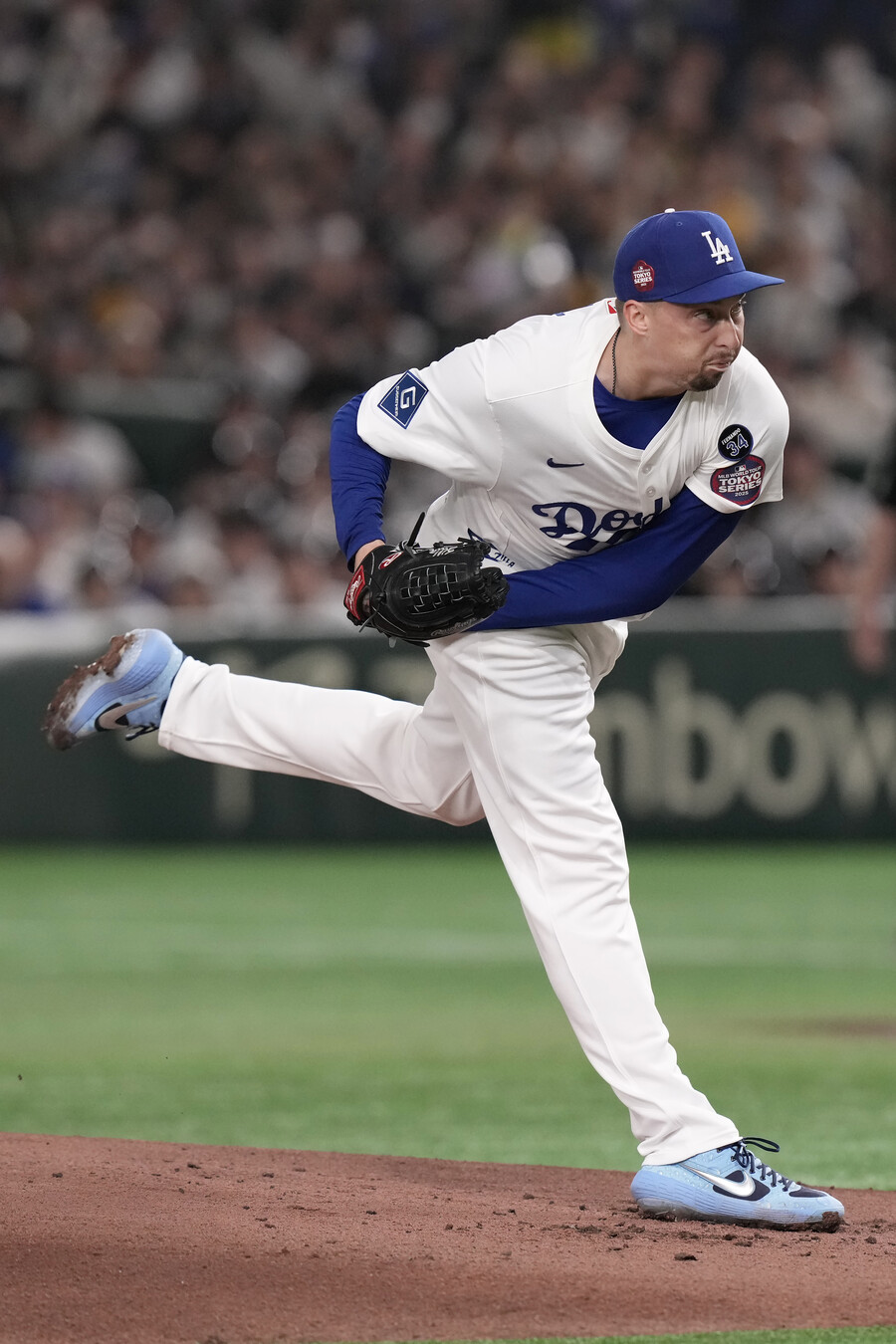 ▲ 16일 일본 도쿄돔에서 열린 한신 타이거즈와 연습 경기에서 마운드에 오른 블레이크 스넬. ⓒ연합뉴스/AP