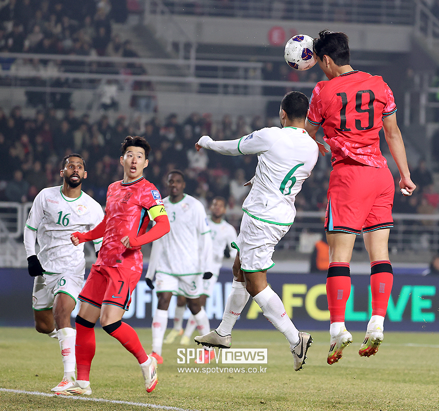 ▲ 손흥민 오세훈 ⓒ곽혜미 기자