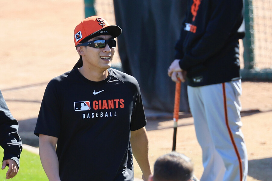 ▲ 이정후는 이번 부상에 대해 “이렇게 나빴던 적은 없다. 이런 느낌은 처음이었다”고 떠올렸다.  이정후는 24일 새크라멘토 리버 캣츠와 경기에 나선 뒤, 25일과 26일 디트로이트와 2연전에 나가고, 이어 하루를 쉬고 28일 신신시내티와 시즌 개막전에 나가는 구상을 드러냈다. ⓒ연합뉴스