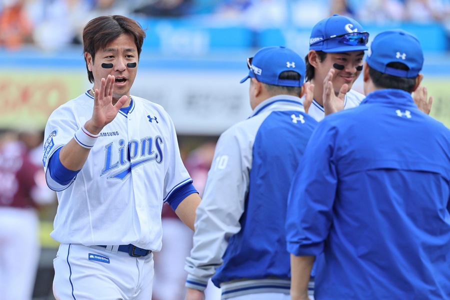 ▲ 강민호(왼쪽) ⓒ 삼성 라이온즈