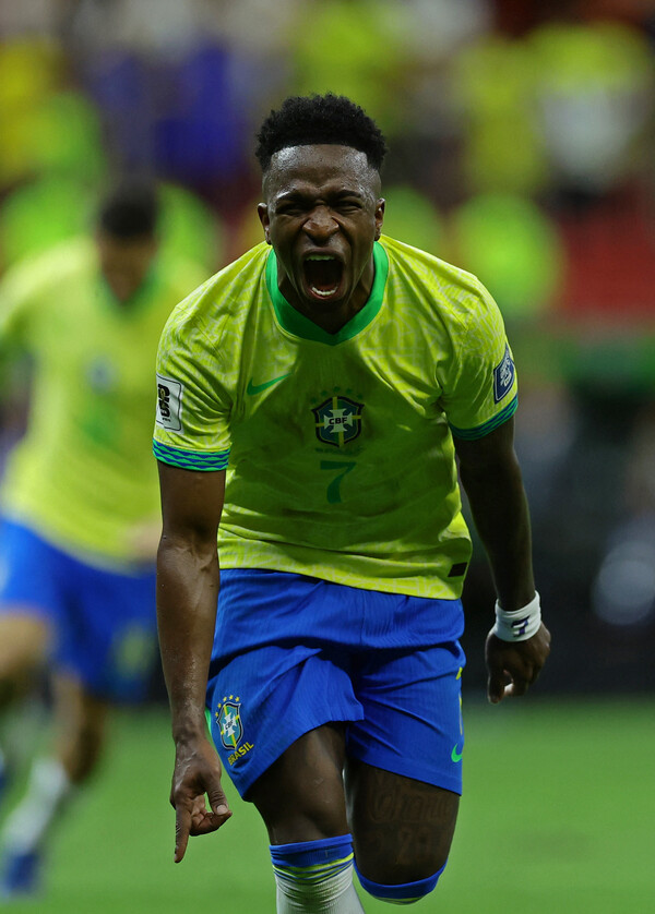 ▲ 비니시우스 주니오르는 브라질 대표팀에 차출, 2026 북중미 월드컵 남미 예선을 치르고 있다. 콜롬비아전에서 후반 추가 시간 극장골을 넣으며 브라질에 2-1 승리를 안겼다.  ⓒ연합뉴스/AP/REUTERS/AFP