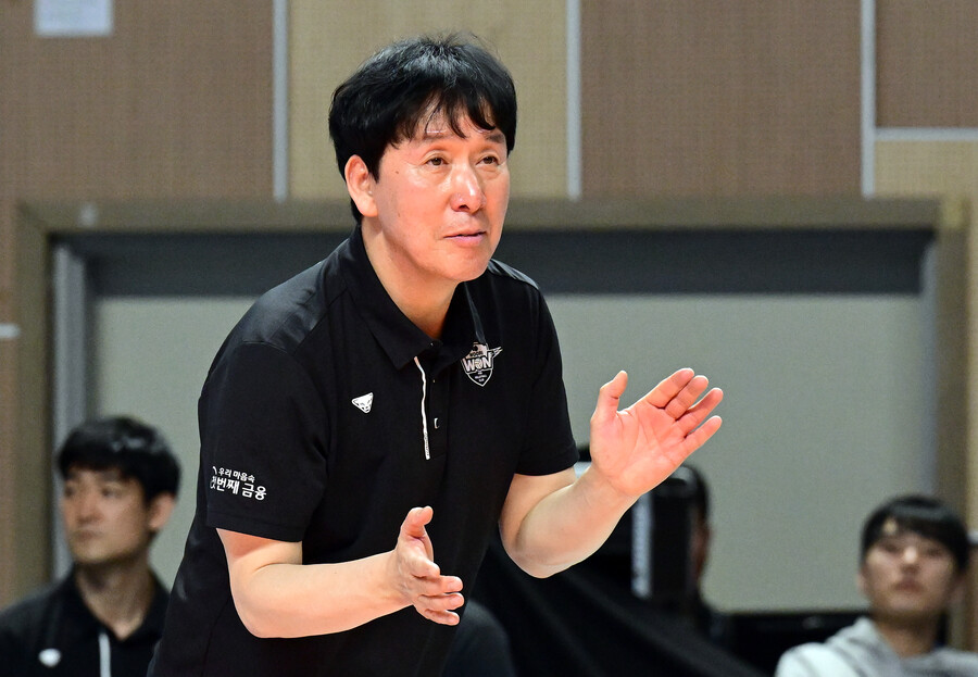 ▲ 신영철 감독 ⓒKOVO