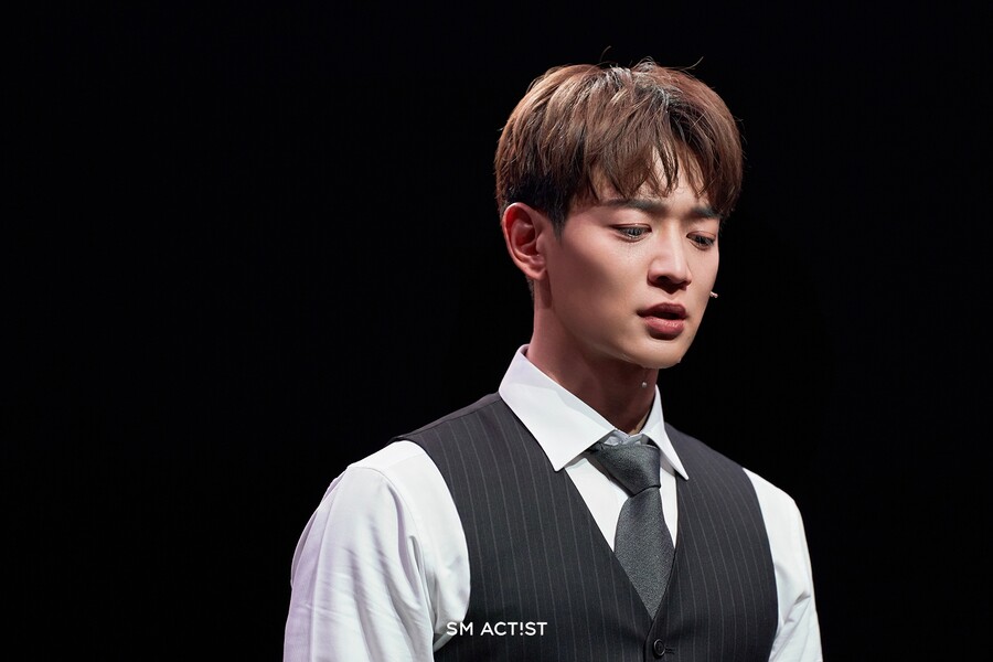 ▲ 연극 '랑데부'의 최민호. 제공|SM엔터테인먼트