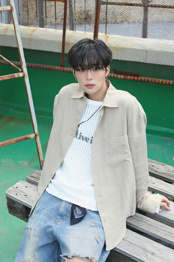 ▲ 8일 솔로 데뷔 음반 'DNDN'을 발표하는 김성중. 제공|푸토어