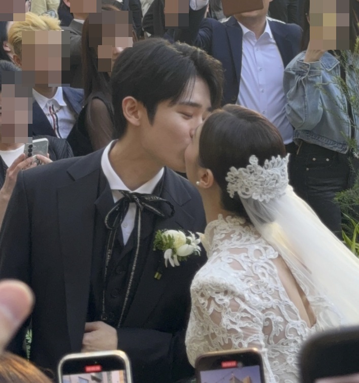 ▲ 최시훈(왼쪽), 에일리. 출처| 최시훈 인스타그램