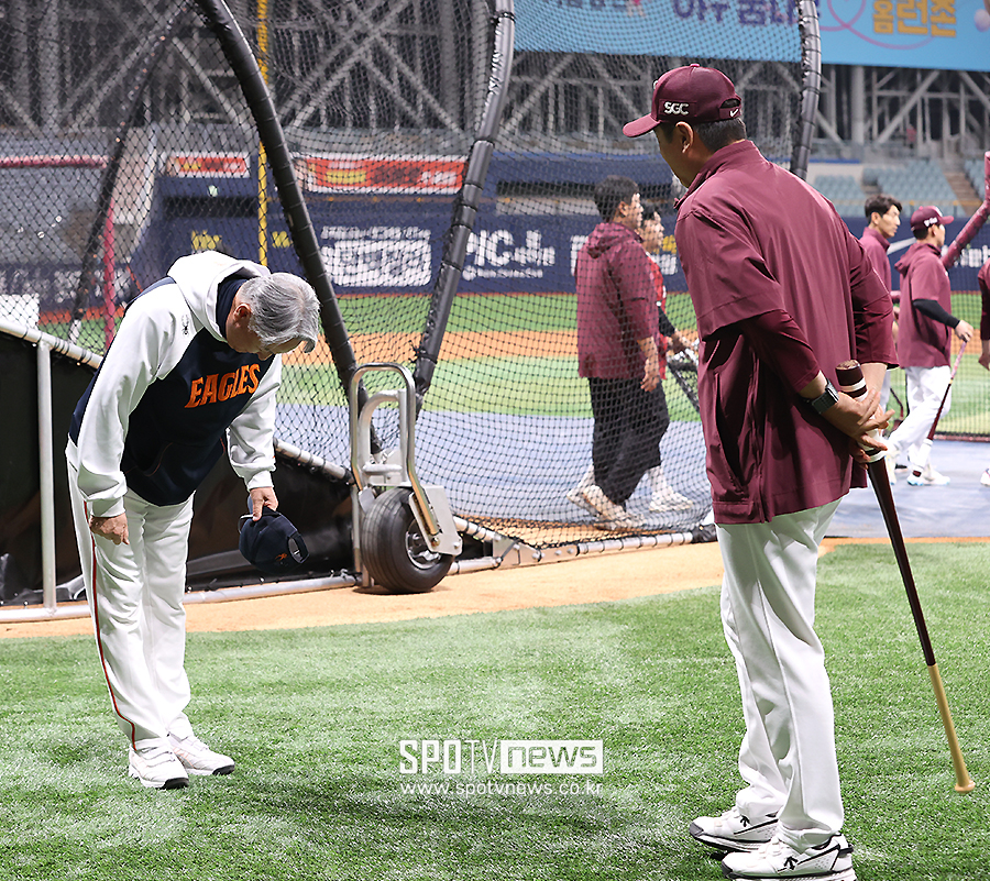 ▲ 김경문 감독 홍원기 감독 ⓒ곽혜미 기자