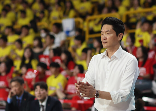 ▲ 서울SK 전희철 감독. ⓒ연합뉴스