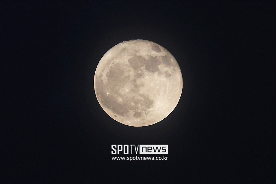 ▲ 보름달 ⓒ곽혜미 기자