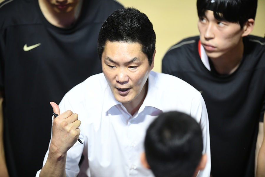 ▲ 서울 SK 전희철 감독 ⓒ KBL
