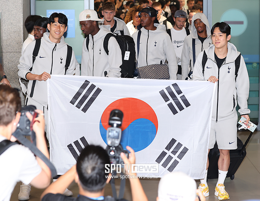 ▲ 토트넘 선수단 인천국제공항을 통해 입국 ⓒ곽혜미 기자