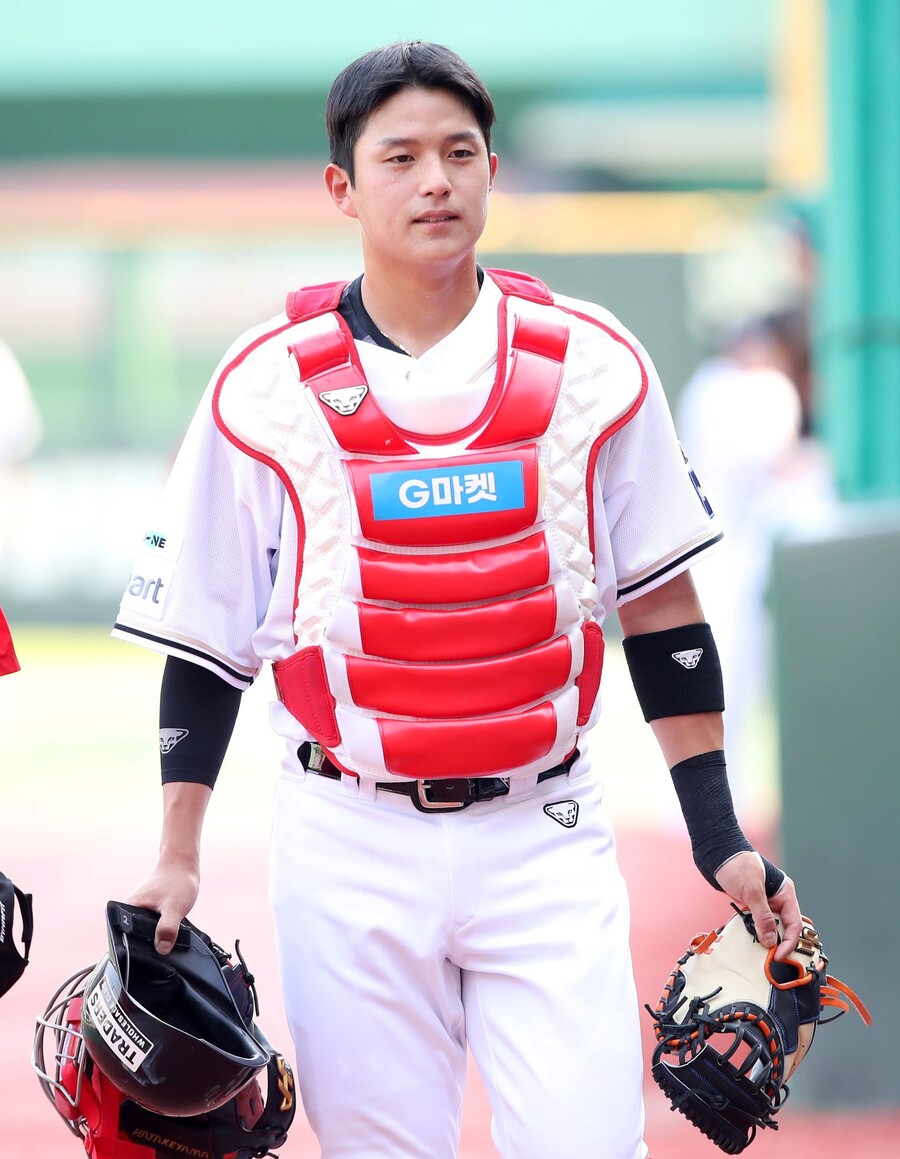 ▲ 올 시즌을 통해 팀 안방의 현재이자 미래임을 증명하고 있는 조형우 ⓒSSG랜더스