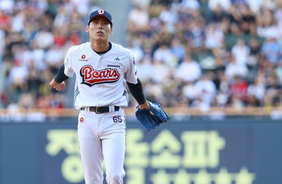 ▲ 비록 올 시즌 성적은 부진하지만 두산은 미래를 기대하게 할 만한 시즌 후반기를 보내고 있다 ⓒ두산베어스