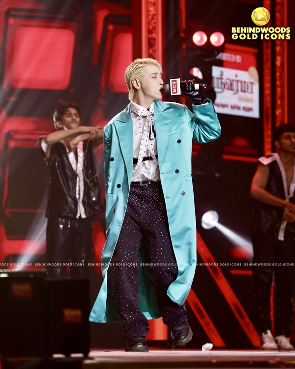 ▲ 지난 15일 열린 남인도 최대 시상식 '비하인드우즈 골드 아이콘스'에 참석한 아우라. 제공|㈜일공이팔, HBC HOUSE, vectormob