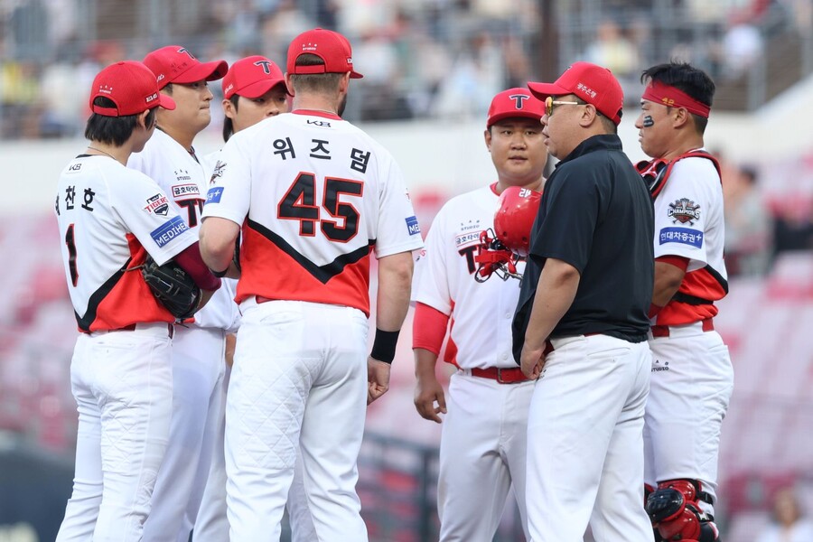 ▲ 후반기 대반격의 기대감이 완전히 사라진 KIA는 후반기 승률 최하위를 기록 중이다 ⓒKIA타이거즈