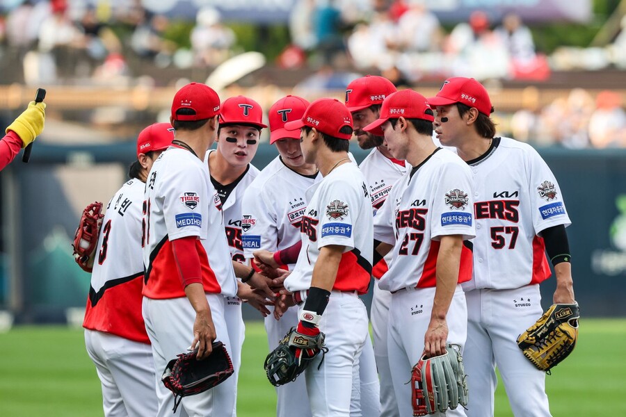 ▲ 더 이상 획기적인 전력 보강 요소가 없는 KIA는 이제 부족한 부분을 면밀하게 짚고 넘어가야 한다 ⓒKIA타이거즈